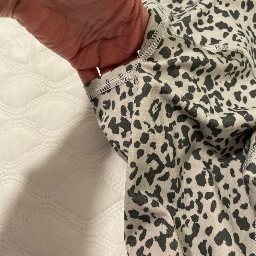 Evolution And Creation Gray Leopard Print Ankle L… - image 2